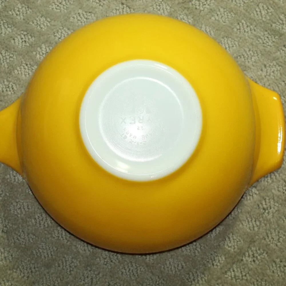 Set of 3 Vintage Pyrex Citrus Collection 401 - 403 Cinderella Mixing Bowls